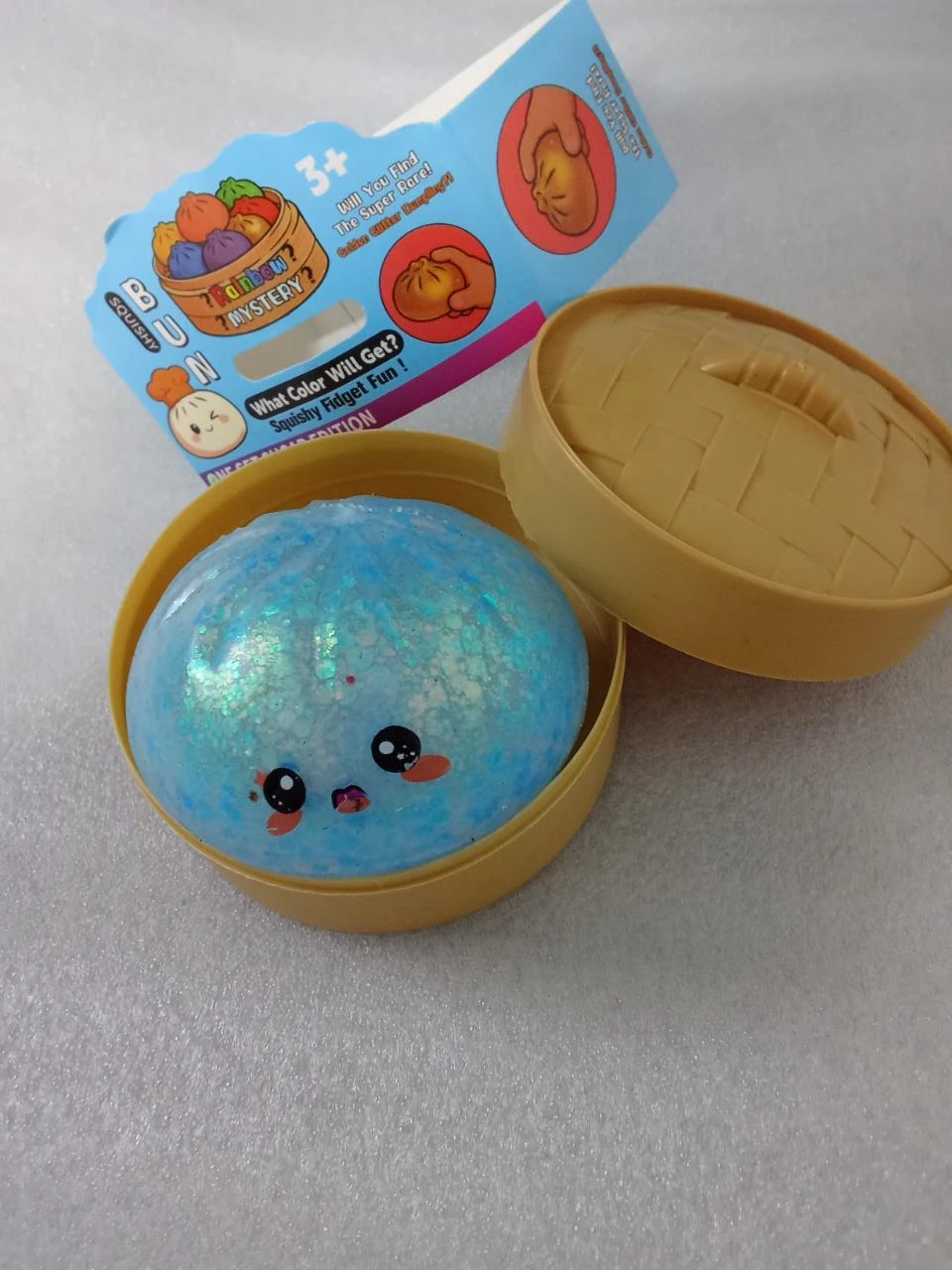 🤩 squishy dumpling bleu lumineux trop canon 🥰